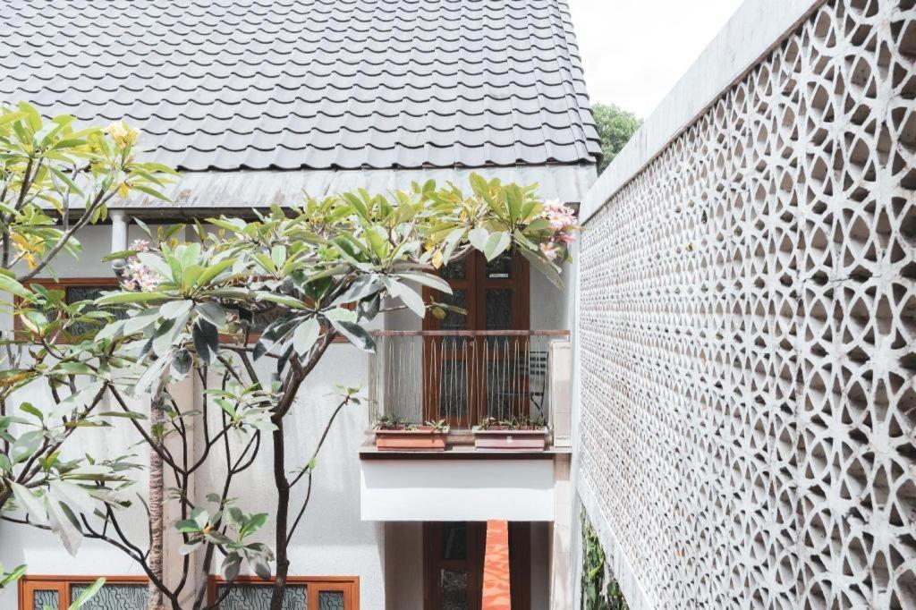 Hotel Tibera Taman Cibeunying Bandung Buitenkant foto