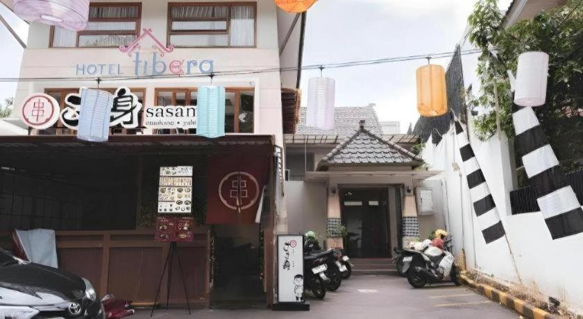 Hotel Tibera Taman Cibeunying Bandung Buitenkant foto